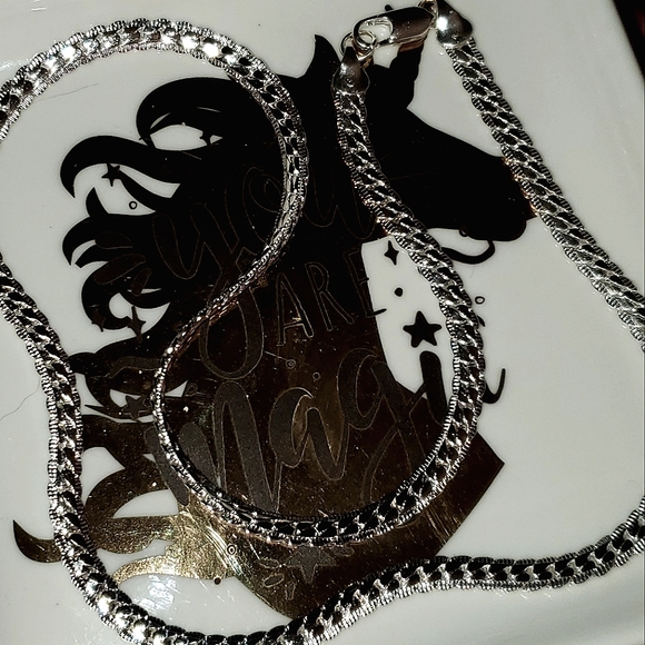 Fashion unisex 5mm silver full sideways link chain necklace. 20". - Picture 5 of 7